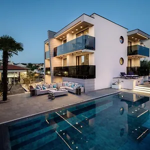 Pensjonat Luxury Curiera